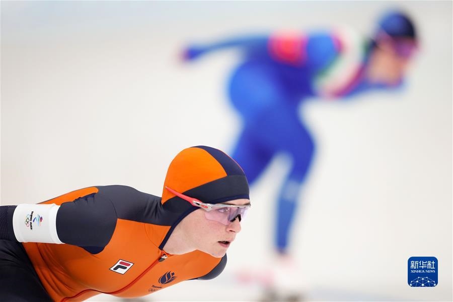 (新華全媒頭條·圖文互動)(12)鐘華論:中國攜手世界 向著春天出發(fā)——寫在北京第二十四屆冬季奧林匹克運(yùn)動會閉幕之際