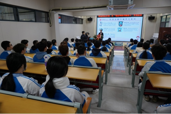 1707375979485957.png 中信銀行全力守護(hù)春節(jié)“錢(qián)袋子” 用心保障金融消費(fèi)者合法權(quán)益572.png