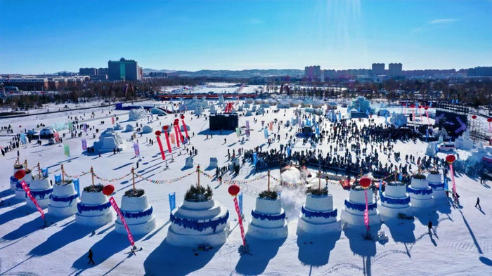 1737362708112041.jpg 載歌載舞2.jpg