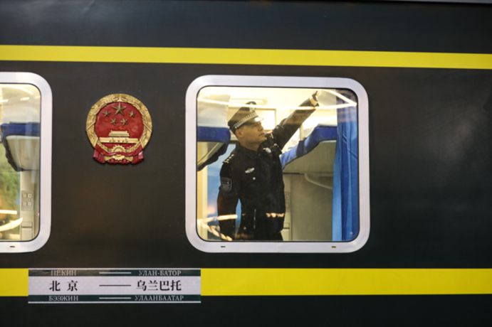 1749049313569482.png 飛機1.png