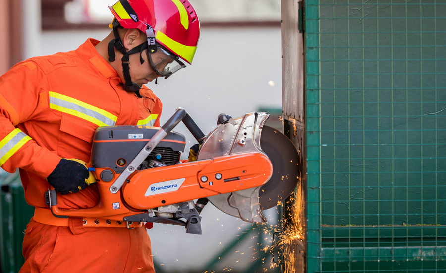 1749208425128742.jpg 巴特爾照片2.jpg