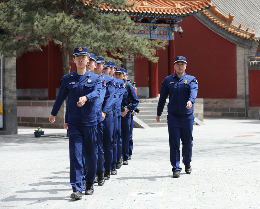 1749208442114335.jpg 巴特爾照片3.jpg