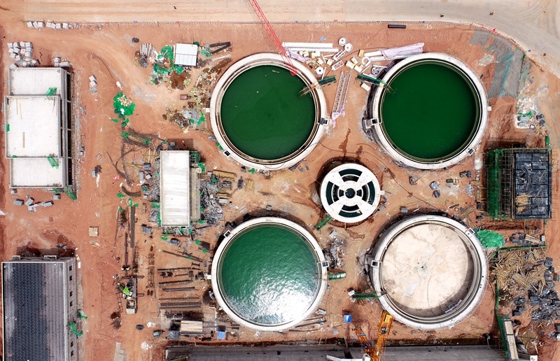 污水處理廠及水資源再生利用項(xiàng)目沉淀池。受訪者供圖