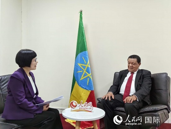 穆拉圖·特肖梅接受人民網(wǎng)記者唐維紅采訪。人民網(wǎng)記者 陳星星攝