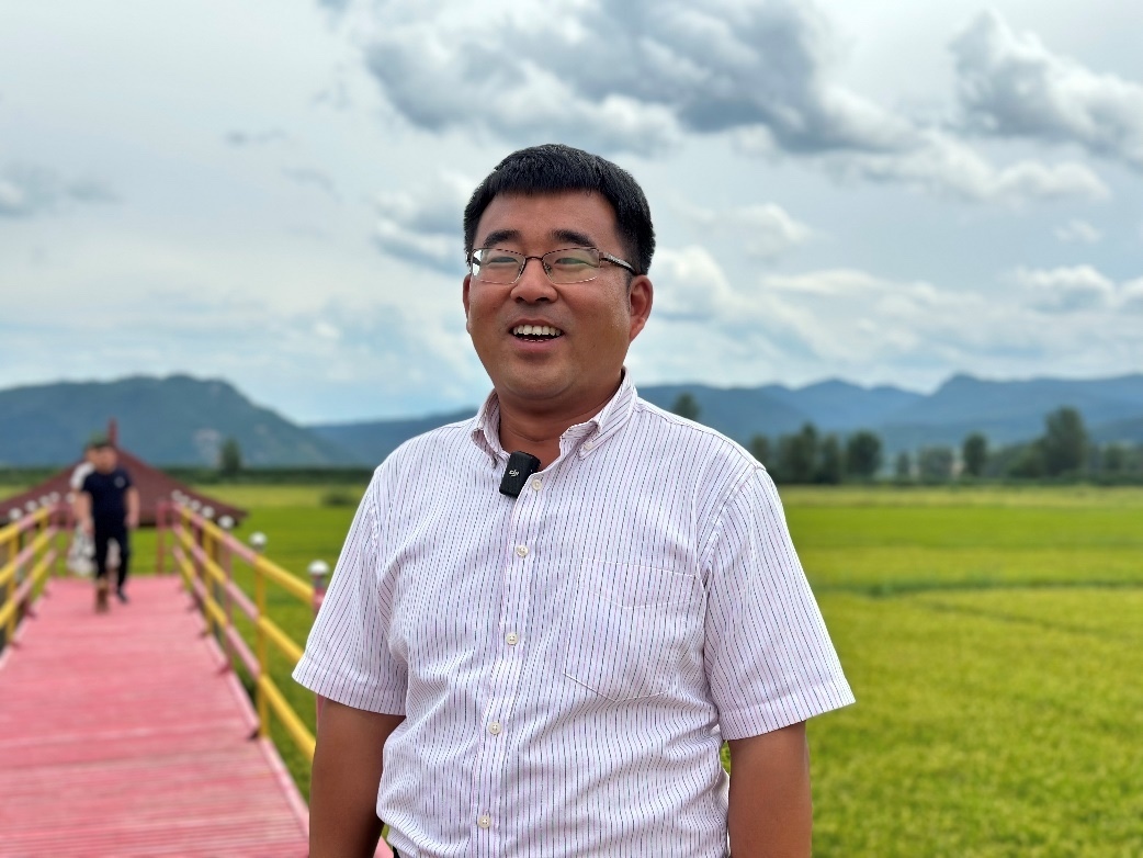 和龍市東城鎮(zhèn)光東村村書記金憲。人民網(wǎng)記者 金洪花 攝