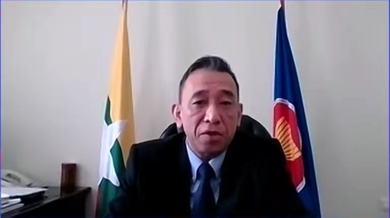 昂苗敏致辭。中國駐東盟使團(tuán)供圖