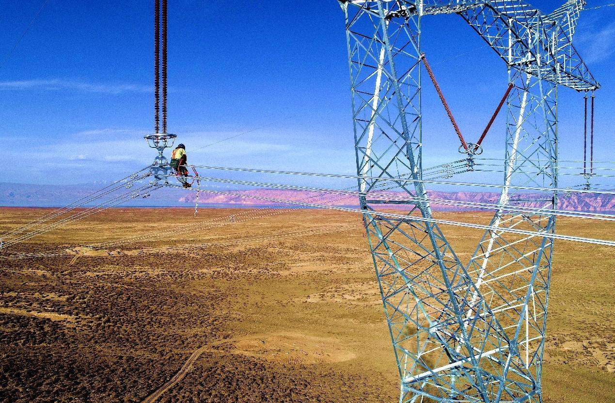 青豫直流。國(guó)網(wǎng)青海省電力公司供圖