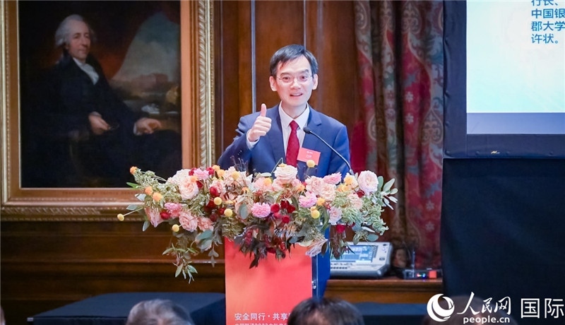 圖為方文建發(fā)言。人民網(wǎng) 郭錦標攝