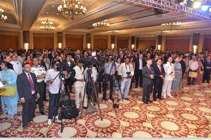 印度各界人士，各國(guó)駐印使節(jié)及外交官，中資企業(yè)、留學(xué)生和華僑華人等700余人出席招待會(huì)活動(dòng)現(xiàn)場(chǎng)。中國(guó)駐印度大使館供圖