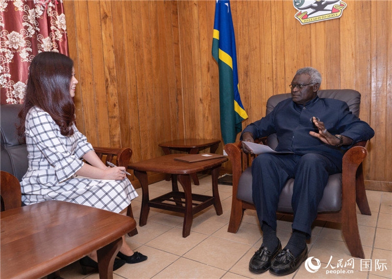 2023年9月14日，所羅門群島總理梅納西·索加瓦雷在首都霍尼亞拉接受人民網(wǎng)記者專訪。人民網(wǎng) 賀吉攝