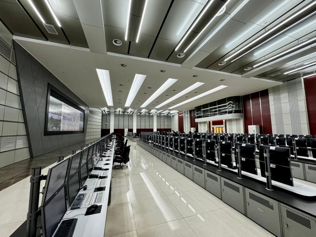 近日拍攝的公司管控中心。新華社記者 胡晨歡 攝