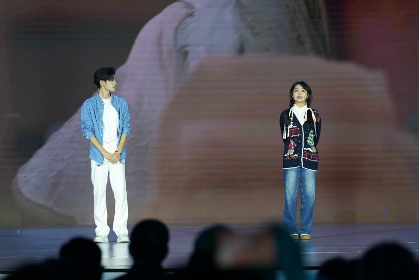 煎餅果仔（演員張家?。?、夏天妹妹（演員楊茜云）