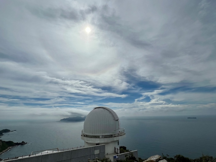 天文樓太陽望遠鏡圓頂。人民網(wǎng)高清揚攝