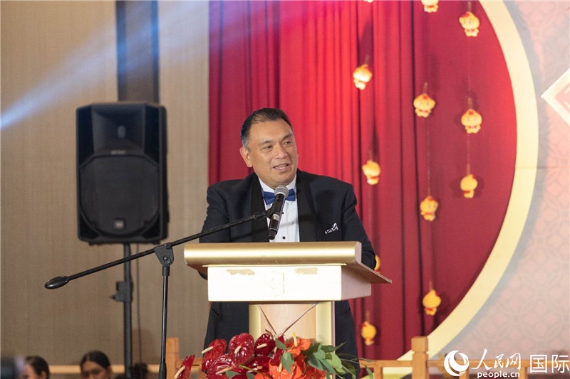 菲外交部副部長(zhǎng)多明戈出席年會(huì)并致辭。人民網(wǎng)記者樊帆 攝