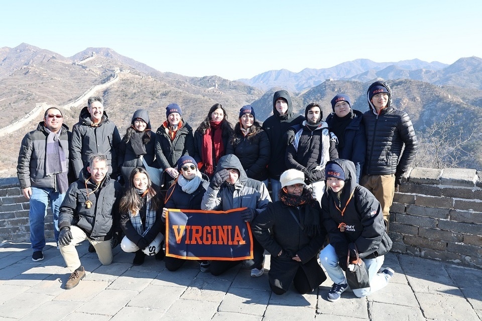 資訊有故事︱美國弗吉尼亞大學(xué)乒乓球代表團訪華：重走乒乓路 一起向未來