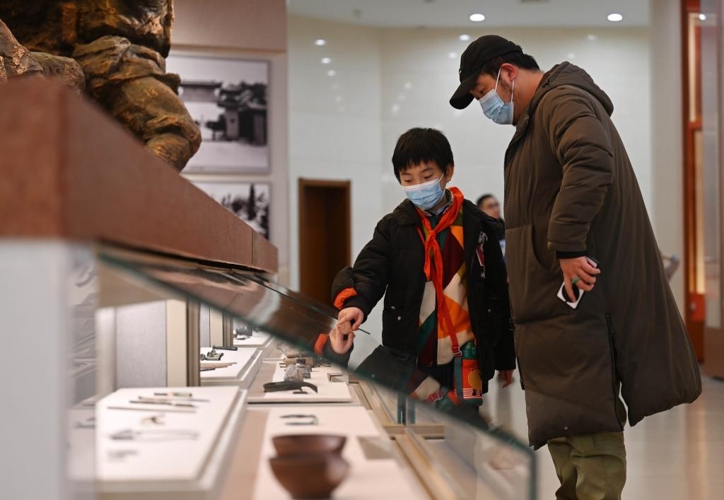 2024年1月29日，市民在平津戰(zhàn)役紀念館參觀。