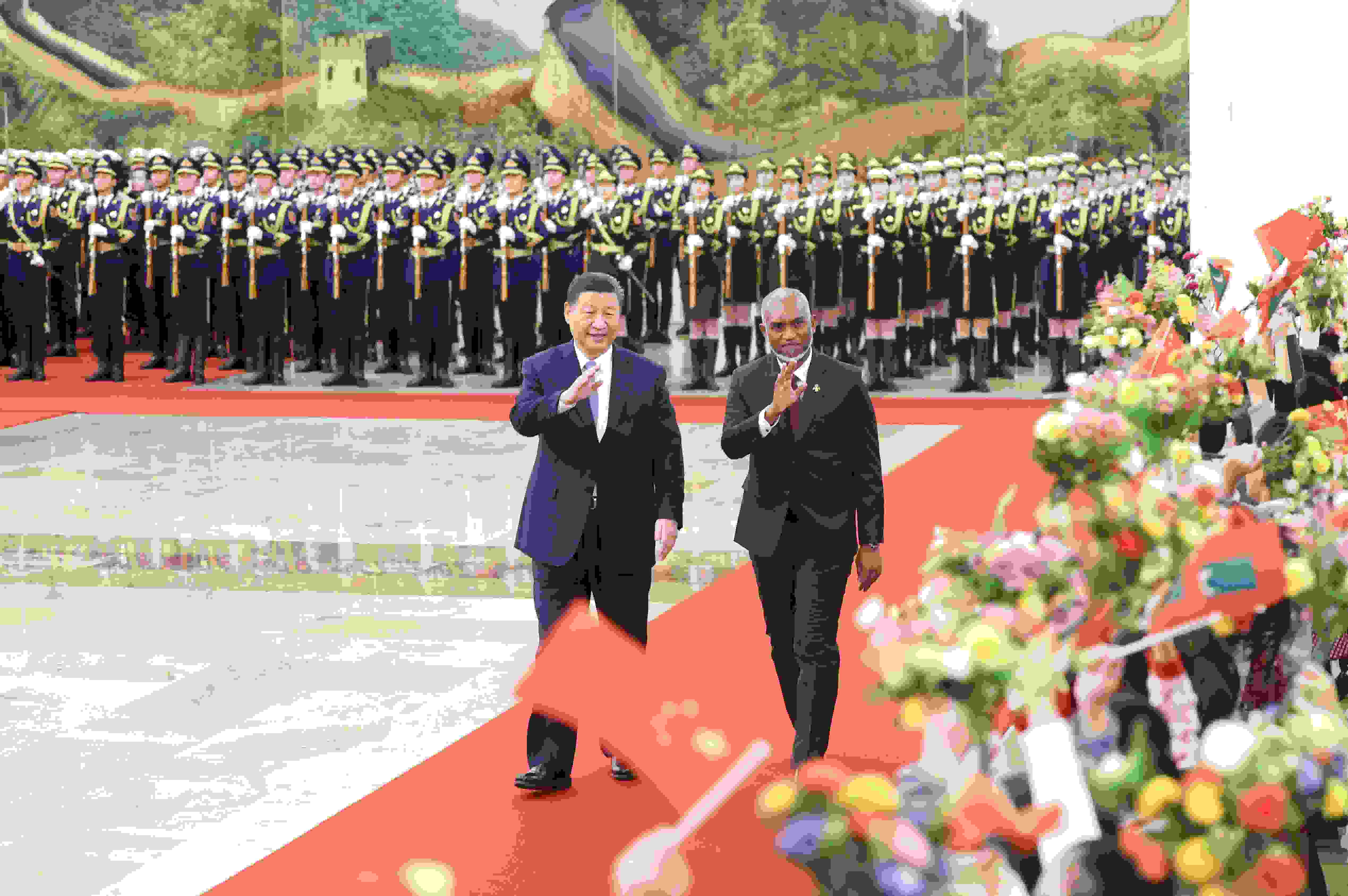 △2024年1月10日下午，國家主席習(xí)近平在北京人民大會堂同來華進(jìn)行國事訪問的馬爾代夫總統(tǒng)穆伊茲舉行會談。會談前，習(xí)近平主席在人民大會堂北大廳為穆伊茲總統(tǒng)舉行歡迎儀式。