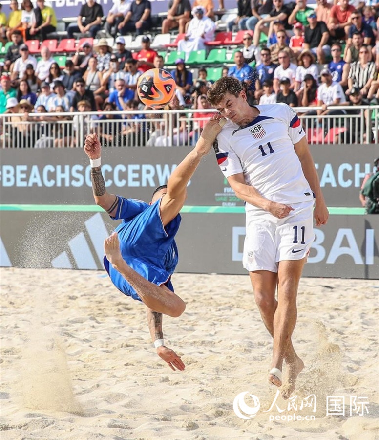2月15日，意大利隊對陣美國隊。人民網塔里克·易卜拉欣攝