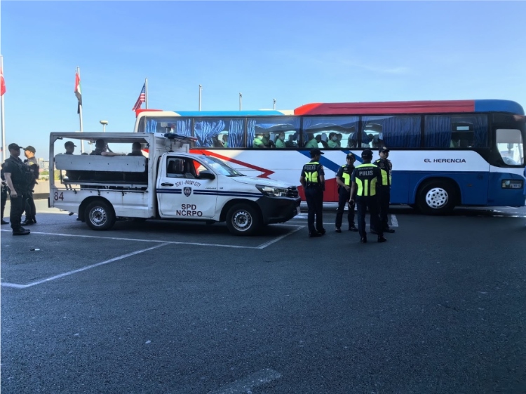 菲反有組織犯罪委員會等部門組織多次聯(lián)合突擊執(zhí)法。駐菲律賓使館供圖