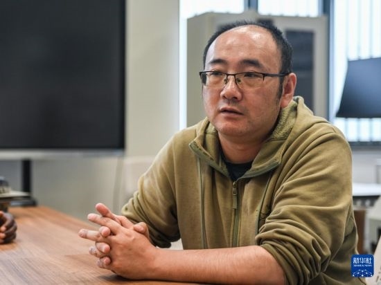 2月15日，在亞的斯亞貝巴的埃塞俄比亞聯(lián)邦職業(yè)技術(shù)培訓(xùn)學(xué)院，魯班工坊中方負(fù)責(zé)人江絳接受新華社采訪。