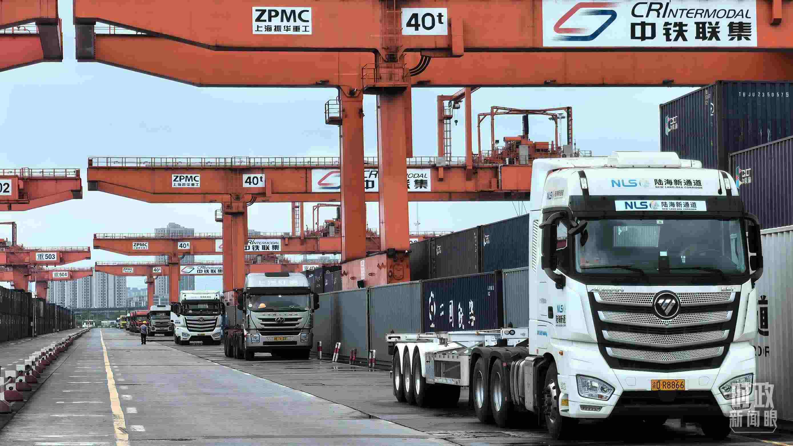 △重慶國際物流樞紐園區(qū)。（總臺央視記者趙化拍攝）