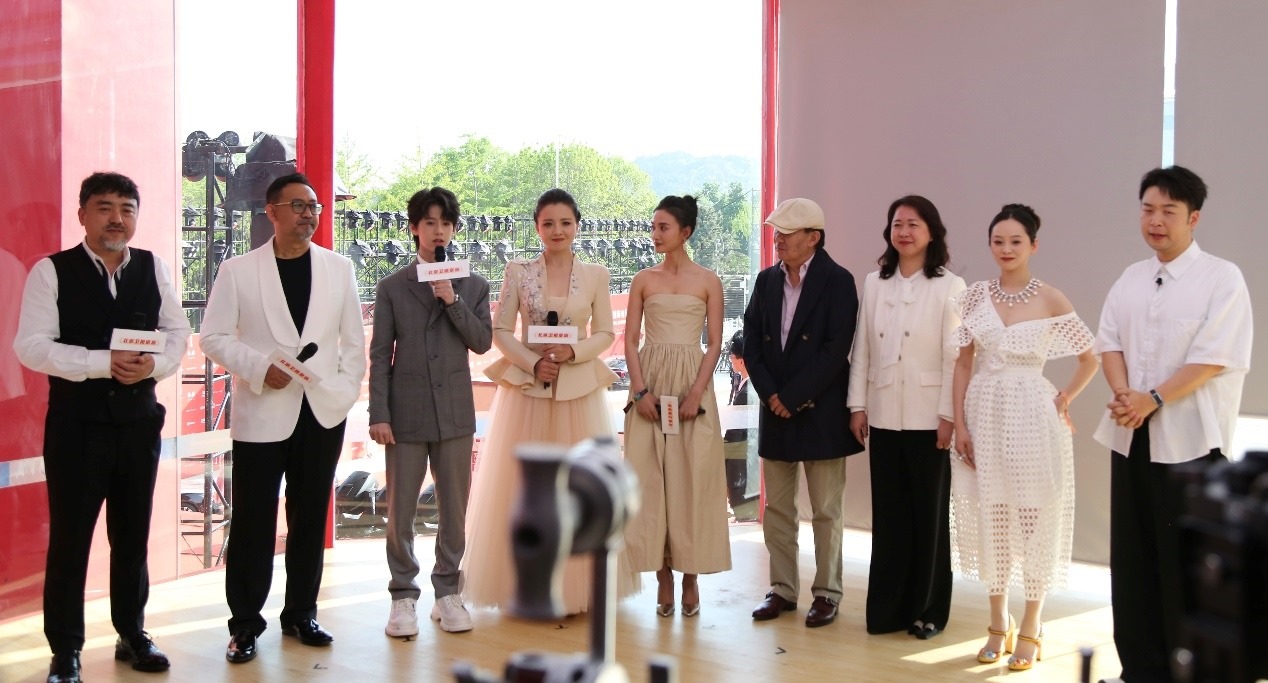 “品牌助力電影”公益直播活動現(xiàn)場。主辦方供圖