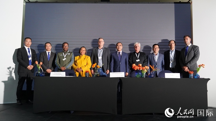 嘉賓合影。人民網(wǎng) 張茜攝