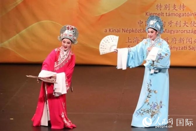 “玉蘭花開·魅力上海”走進(jìn)布達(dá)佩斯。葉辰亮攝