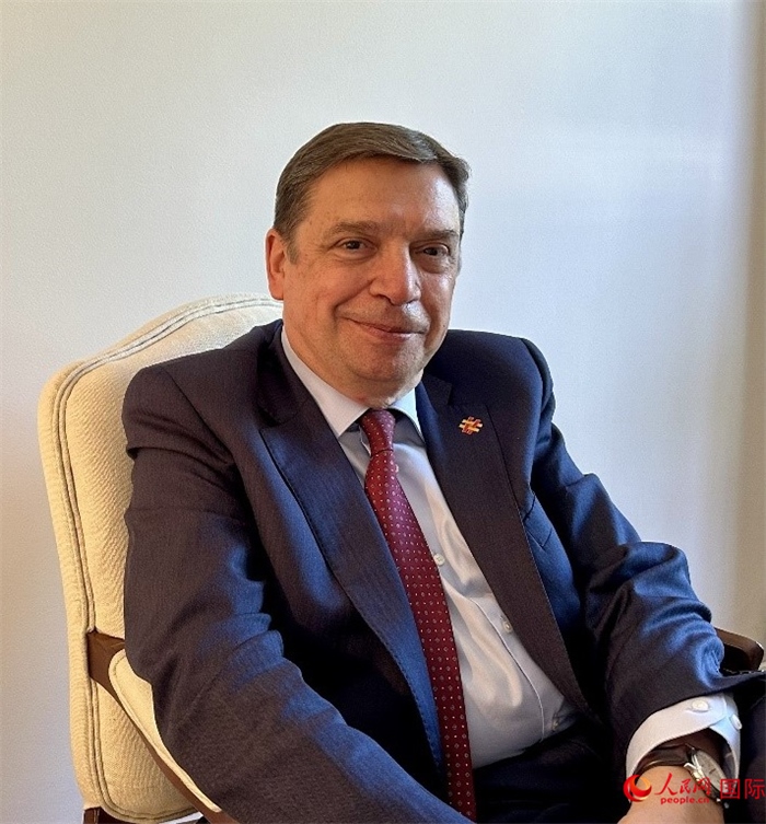 西班牙農(nóng)業(yè)、漁業(yè)和食品大臣普拉納斯接受人民網(wǎng)專訪。人民網(wǎng)記者 周雨攝