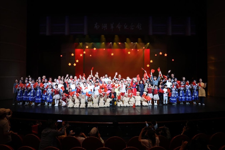 兒童劇《紅船·星河》在京首演。主辦方供圖