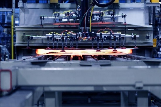 這是海斯坦普零件生產線（資料照片）。新華社發(fā)