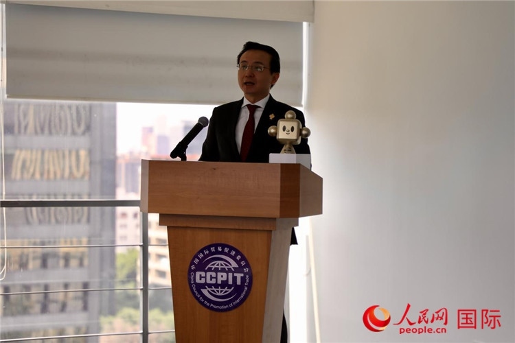 中國駐墨西哥大使張潤發(fā)表講話。人民網(wǎng) 埃內(nèi)斯托·多明戈斯攝