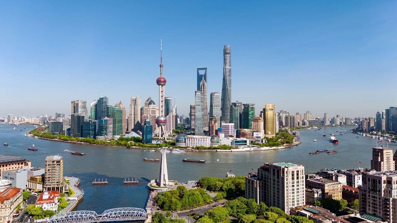 從一扇“門”、一座“城”、兩張“網(wǎng)”，看浦東新區(qū)改革常新