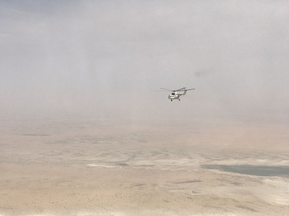 2017年8月8日，中國首支維和直升機分隊直升機飛行在蘇丹達爾富爾任務(wù)區(qū)上空。