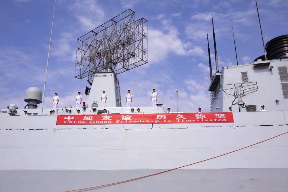 2023年6月27日，中國海軍第43批護航編隊抵達加納特馬港碼頭，開始對加納進行為期4天的友好訪問。