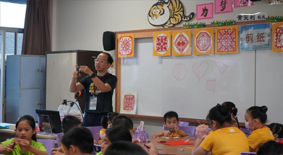 剪紙教學。主辦方供圖