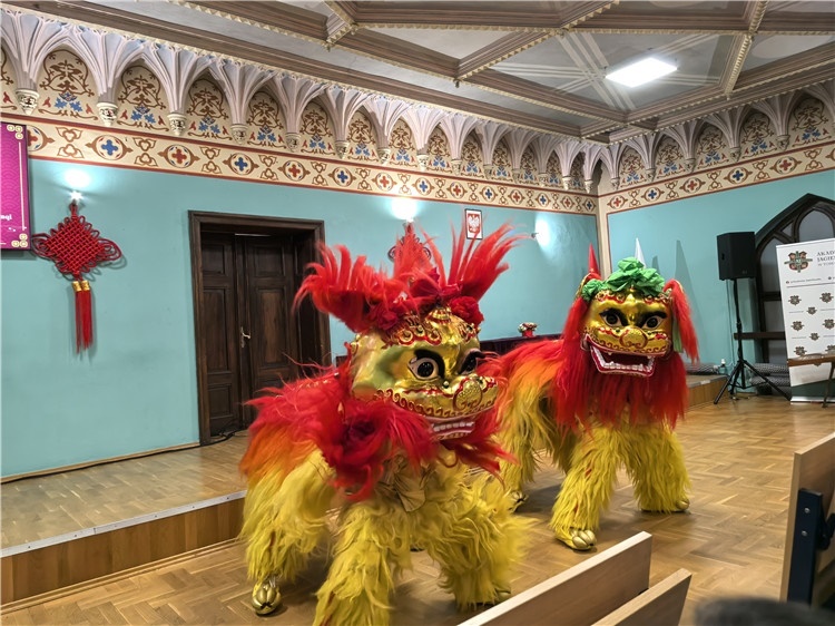 托倫雅蓋隆學(xué)院禮堂巡演現(xiàn)場。主辦方供圖。