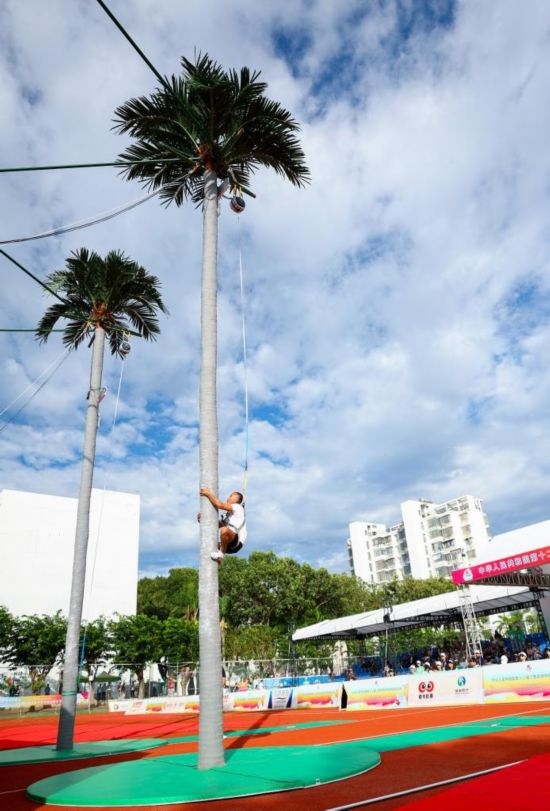 11月23日，海南隊選手曾祥天在比賽中。新華社記者 楊植森 攝