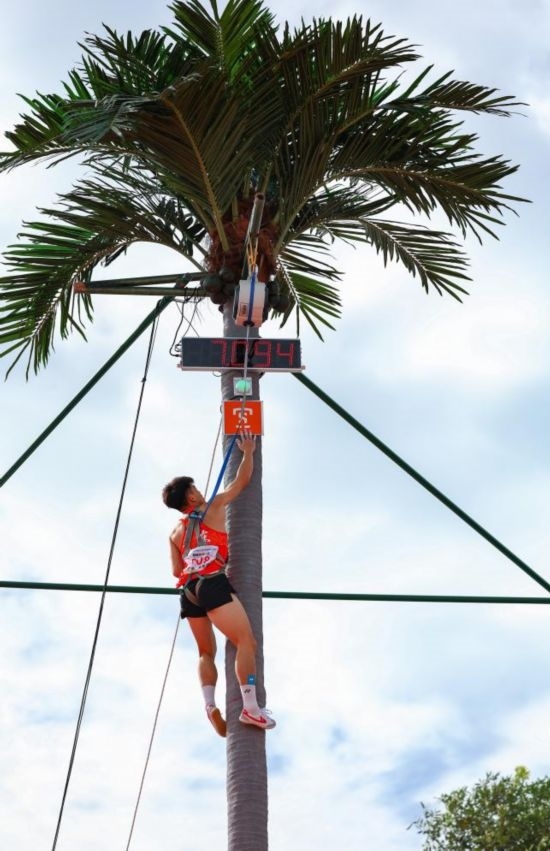 11月23日，廣東隊選手黃新鴻在比賽中。新華社記者 楊植森 攝