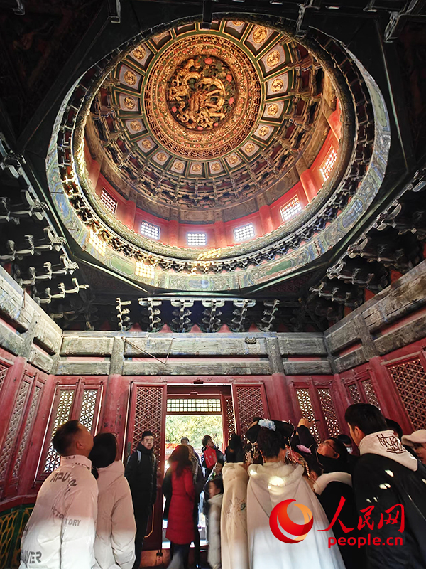 2025年1月，游客正在故宮博物院參觀。人民網(wǎng)記者 韋衍行攝