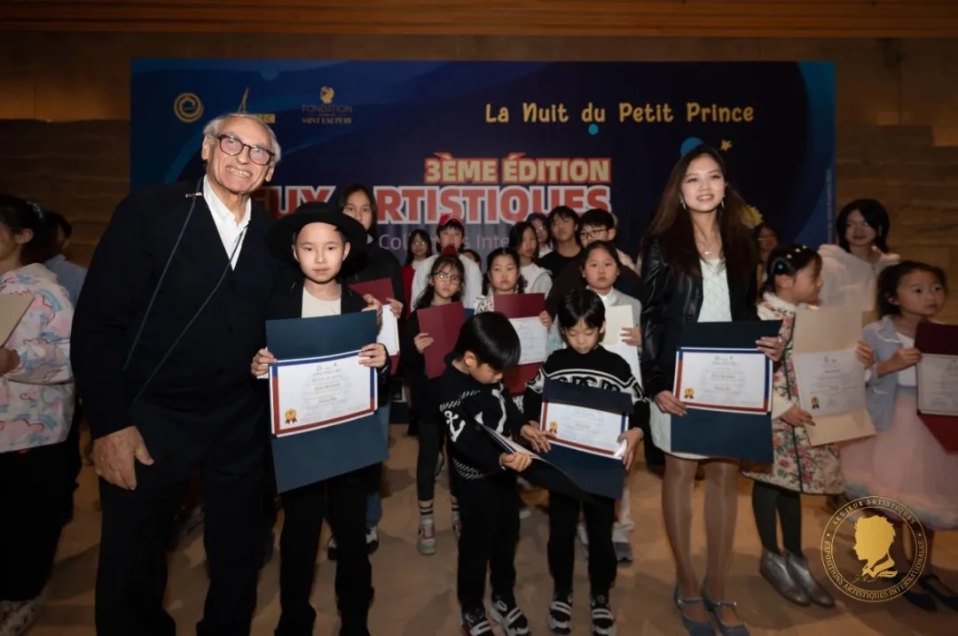 第三屆國(guó)際藝術(shù)聯(lián)創(chuàng)聯(lián)展盛大開(kāi)幕。法中交流促進(jìn)會(huì)供圖