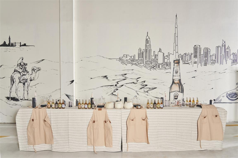 工廠內(nèi)設(shè)有互動(dòng)區(qū)，參觀訪客可以親手制作麥芽飲料，受訪對(duì)象供圖