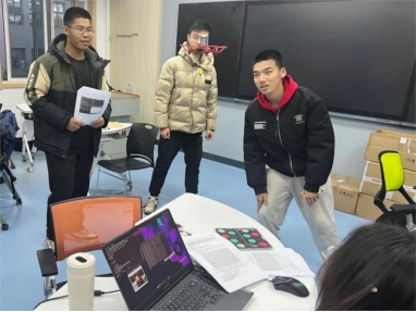 智能無人系統(tǒng)“做中悟”高階項目式課程。校方供圖