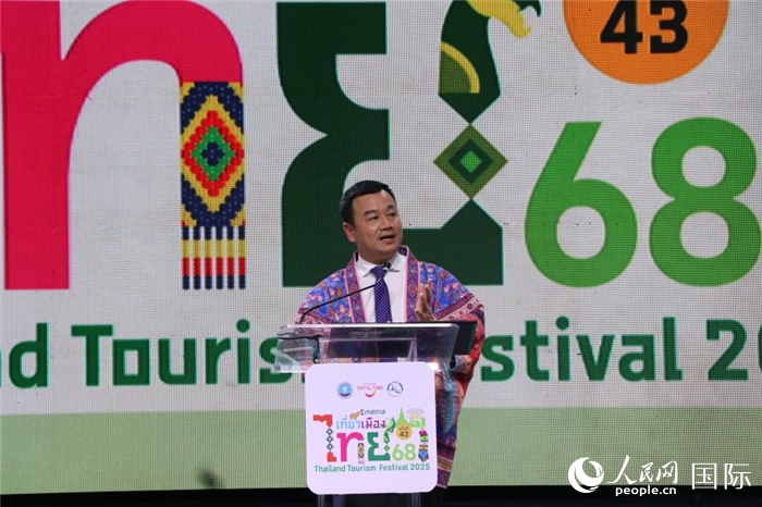 泰國旅游與體育部長索拉翁在開幕式上致辭。朱瀟逸攝