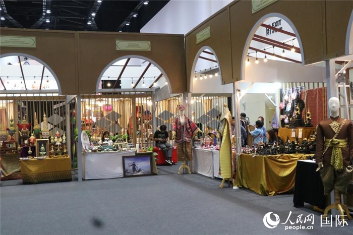 會(huì)議中心內(nèi)部展區(qū)。朱瀟逸攝