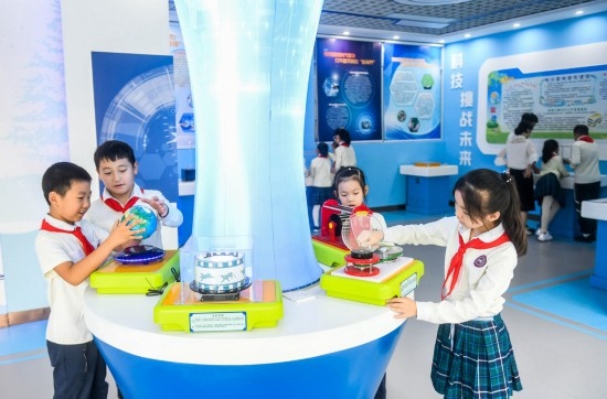 重慶高新區(qū)科學(xué)課堂。