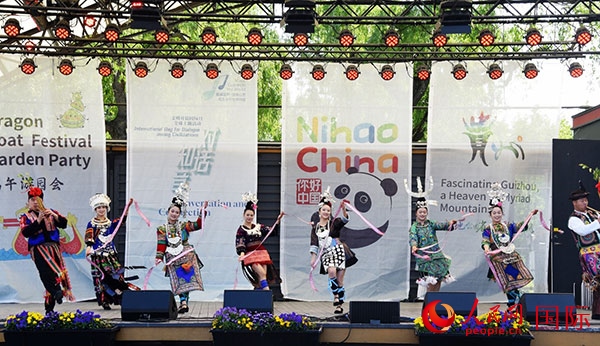 舞蹈《迎客歌》。人民網(wǎng)記者 殷淼